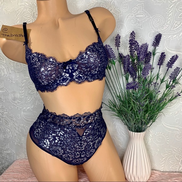 32D & Small Victoria’s Secret Unlined Bra Set - Picture 1 of 4